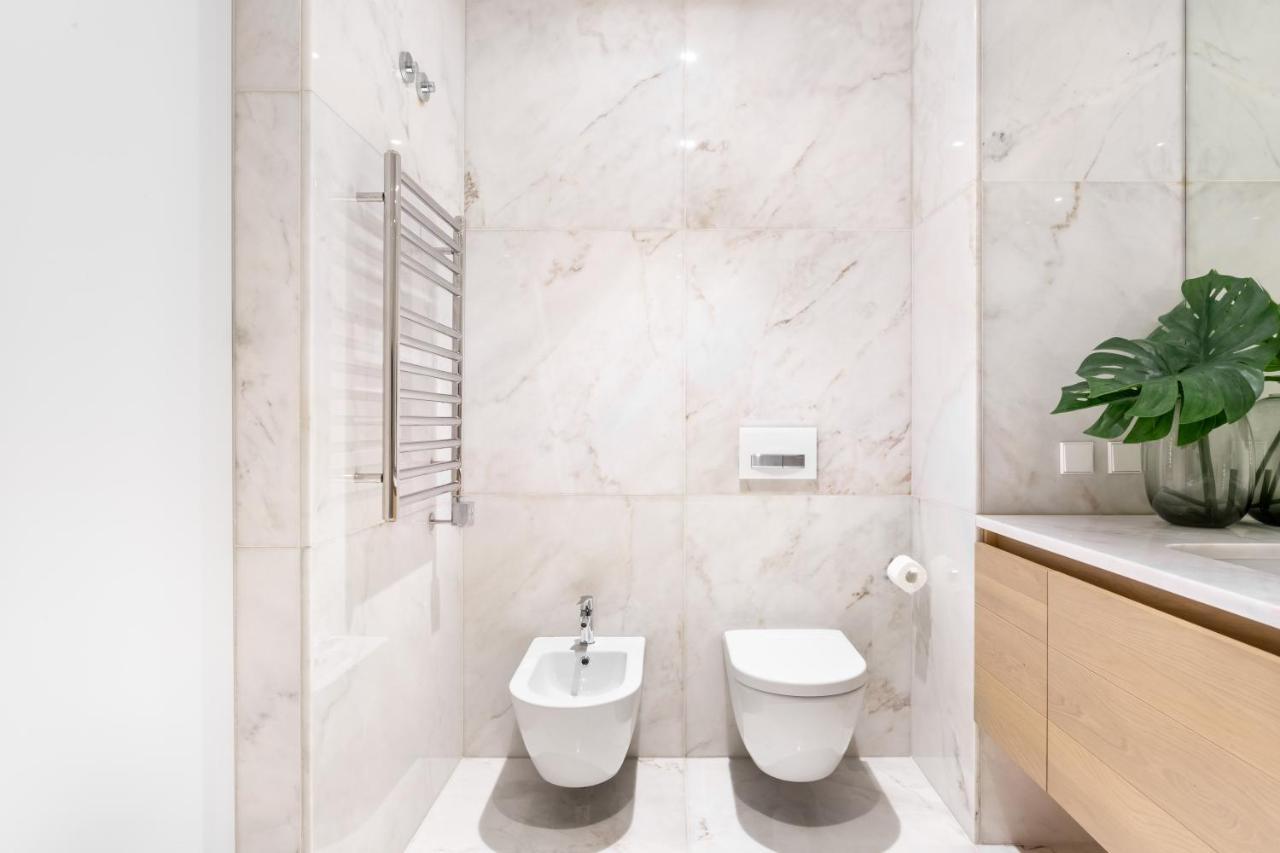 Joivy Elegant 1-Br Apartment In Perfect Centre Lisbon Exterior photo